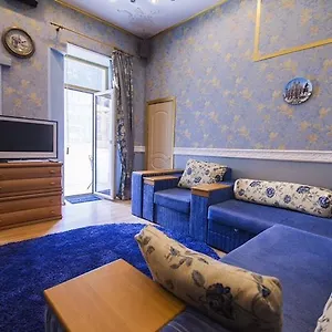 https://apartment-kostelnaya-3.hotels-of-kiev.com